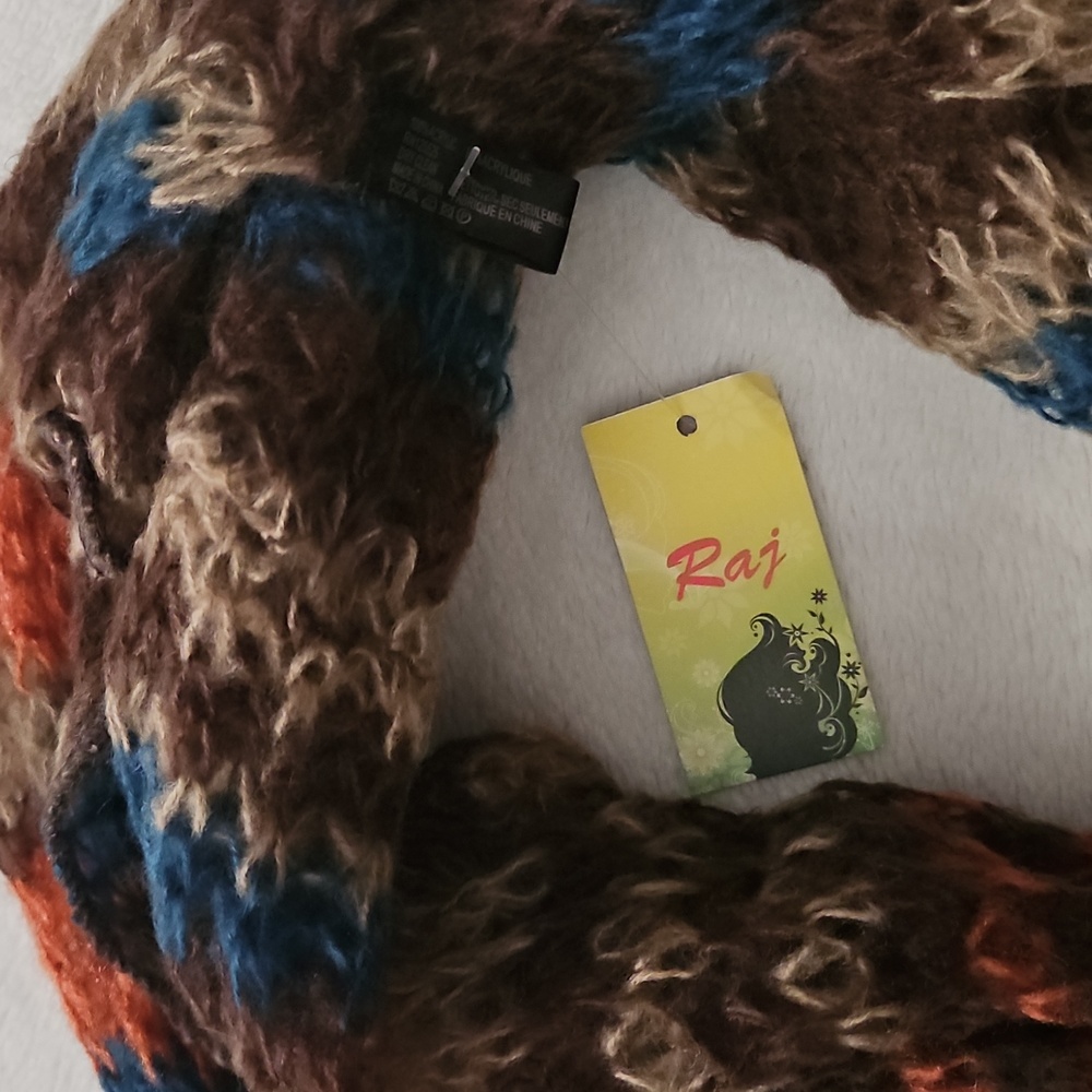 Raj Multicolor Knit Infinity Scarf - Picture 3 of 6